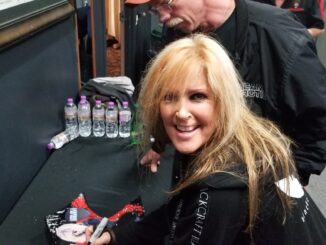 Fans enjoying the Lita Ford Rock Star Experience have all had the dream of their lives come true